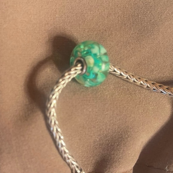 Trollbeads Green Flower Bead Retired - Picture 8 of 9